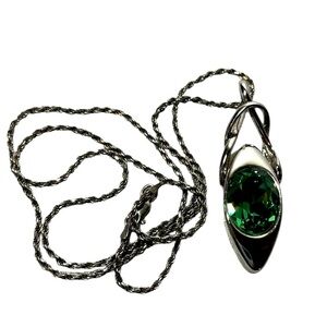Sterling Silver Chain with gorgeous silver-tone pendant green crystal stone